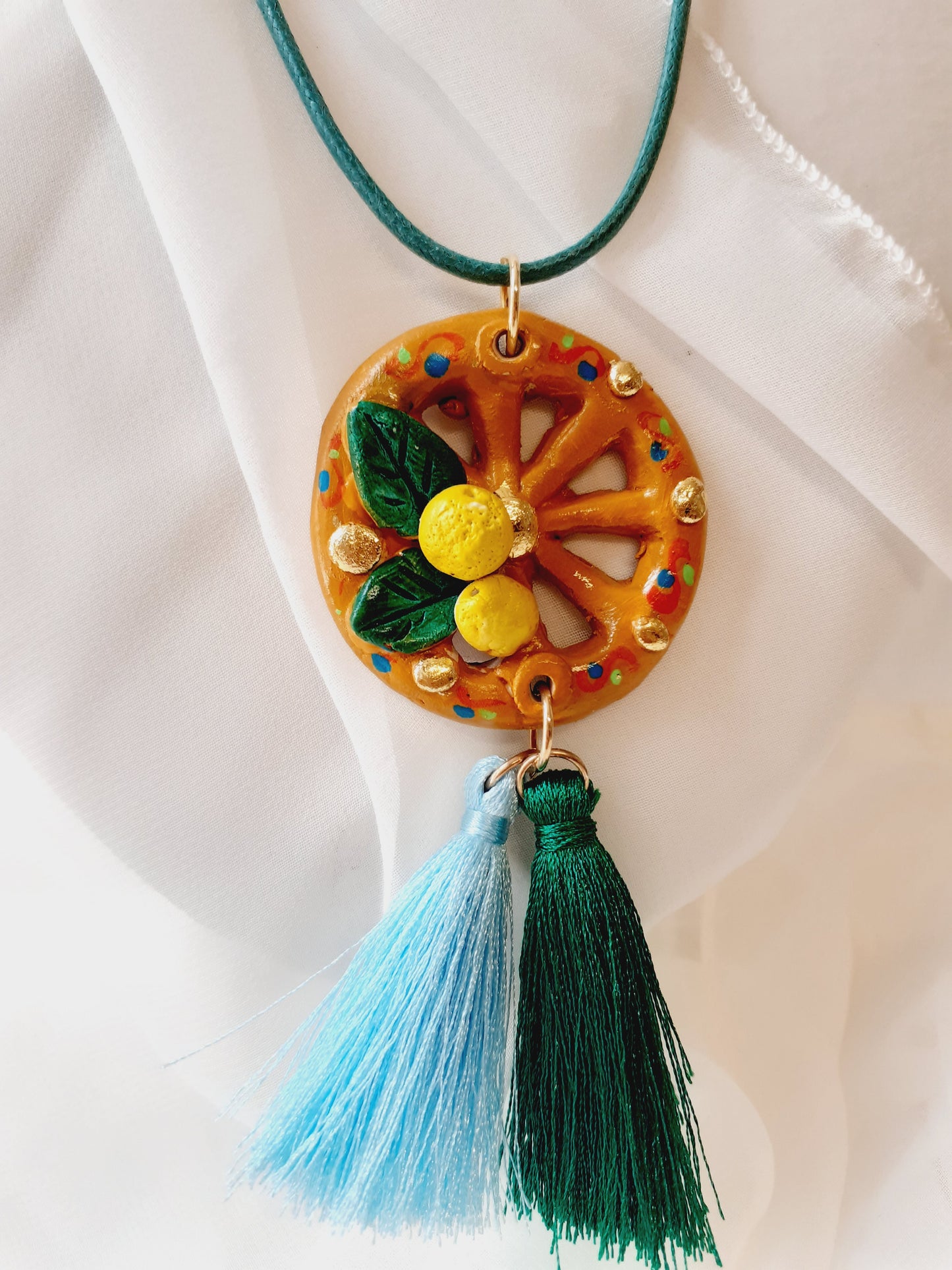 Collana Artigianale - Agrumi di Sicilia con nappa