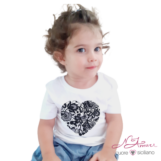 Maglietta bimba con cuore in pizzo
